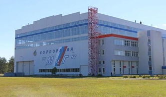 凤凰卫视专访俄米格飞机制造工厂